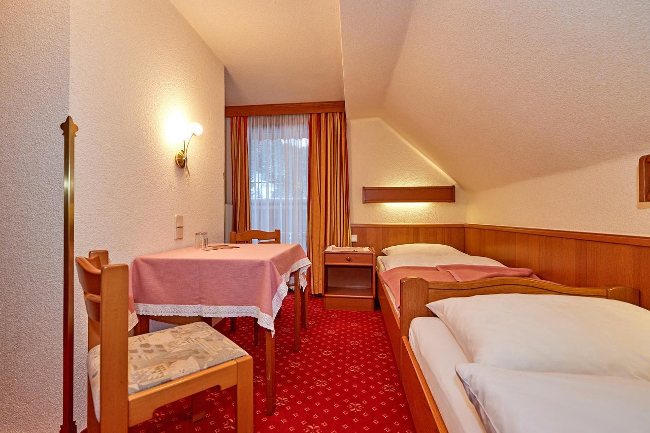 Pension Bartlbauer Hotel Ramsau am Dachstein Szoba fotó